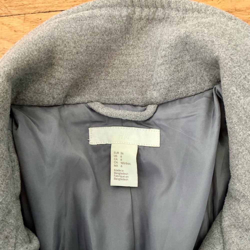 H&M - Gray Women's Peacoat - Picture 2 of 5